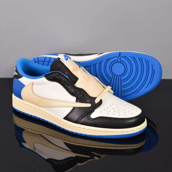 Tênis Travis Scott x Air Jordan 1 Low Fragment Desing - Image 5