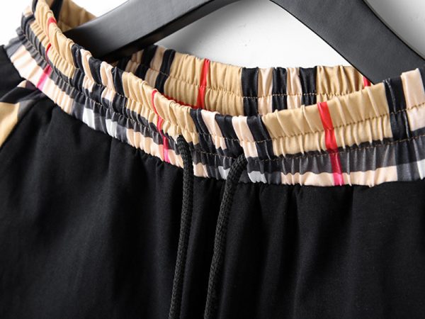 Conjunto Burberry Preto - Imagem 3