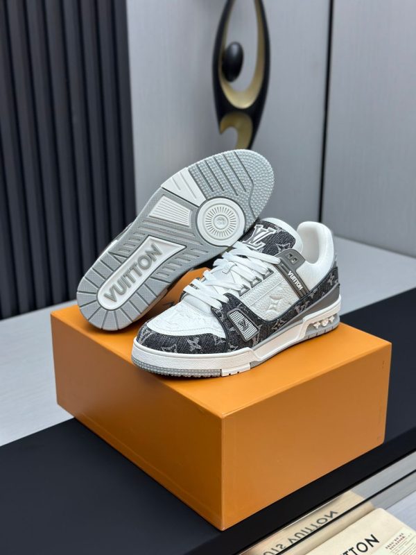 Tênis LV Trainer Branco|Cinza - Imagem 8