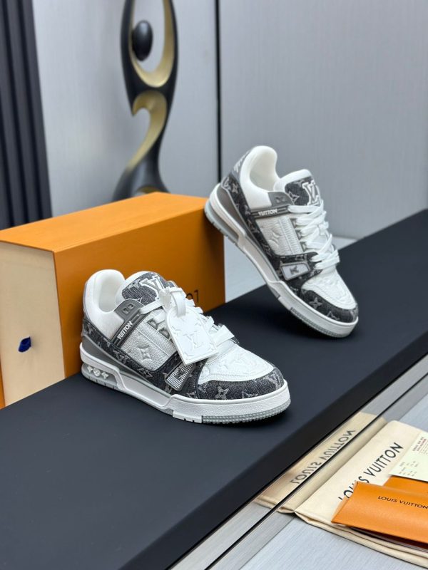 Tênis LV Trainer Branco|Cinza - Imagem 5