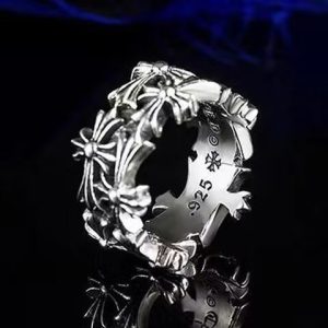 Anel Chrome Hearts Cruz Clássica