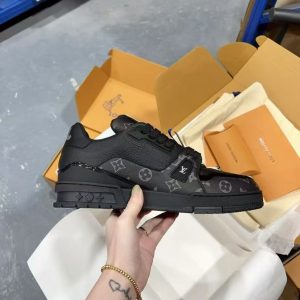 Tênis LV Trainer