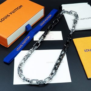 Conjunto Colar e Pulseira LV